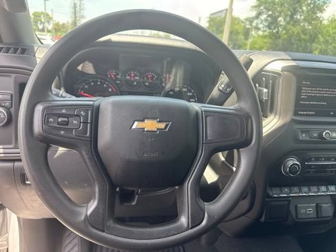 Used 2024 Chevrolet Silverado 1500 Custom RWD image 9