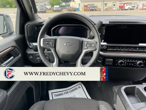 Used 2026 Chevrolet Silverado 1500 RST AWD/4WD image 13