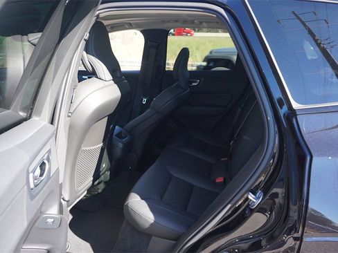 Used 2024 Volvo XC60 B5 Plus w/ Protection Package Premier image 14