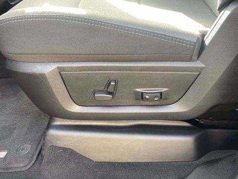 Used 2024 RAM 2500 Big Horn w/ Bed Utility Group image 13