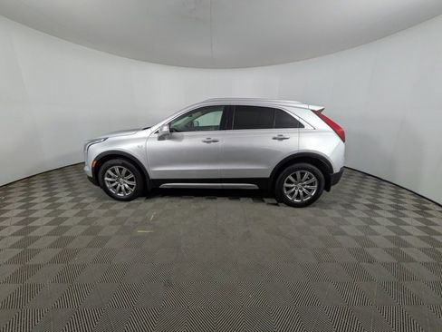 Used 2020 Cadillac XT4 Premium Luxury w/ Enhanced Visibility Package image 17
