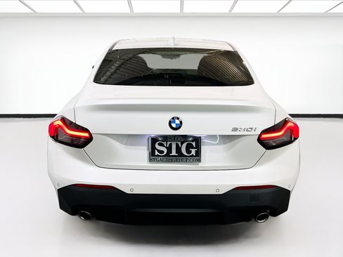 Used 2022 BMW 230i Coupe w/ Premium Package 2 RWD image 5