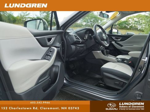 Used 2023 Subaru Forester Premium AWD/4WD image 12