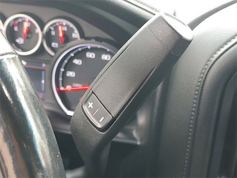 Used 2019 Chevrolet Silverado 1500 LTZ image 20