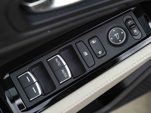 Used 2025 Honda Accord Touring image 39