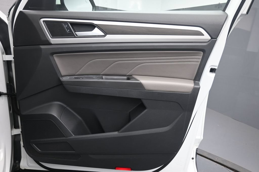 Used 2022 Volkswagen Atlas SE FWD image 29