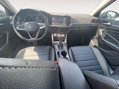 Used 2022 Volkswagen Jetta SE FWD image 10