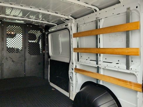 Used 2025 RAM ProMaster 2500 w/ U-Haul Equipment Group FWD image 20