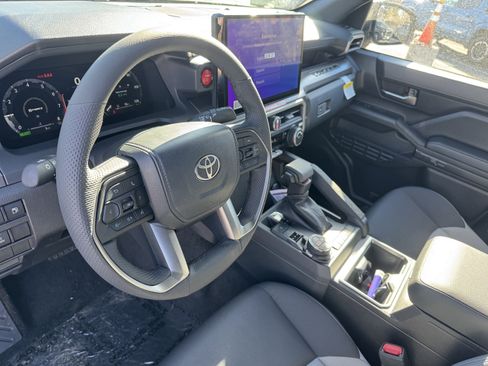 New 2026 Toyota Tacoma TRD Off-Road AWD/4WD image 13