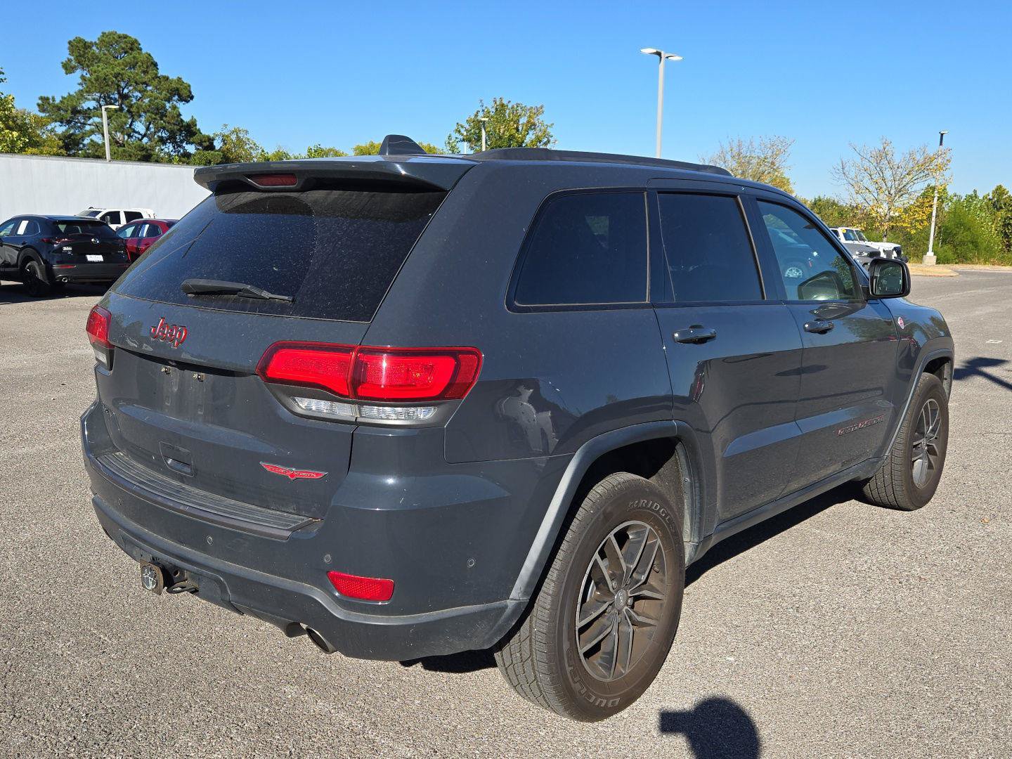 Used 2018 Jeep Grand Cherokee Trailhawk w/ Trailhawk Luxury Group AWD/4WD image 7