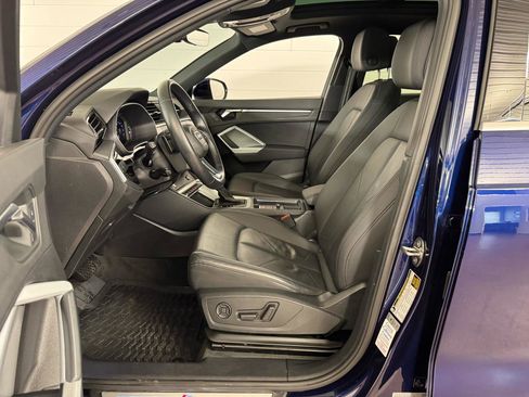 Used 2021 Audi Q3 2.0T Premium w/ Convenience Package image 12