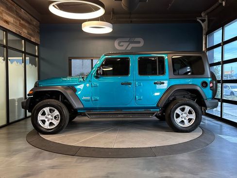 Used 2019 Jeep Wrangler Unlimited Sport S AWD/4WD image 6