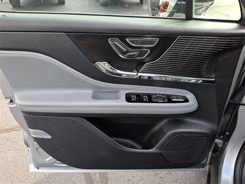 Used 2021 Lincoln Corsair w/ Equipment Group 101A image 13