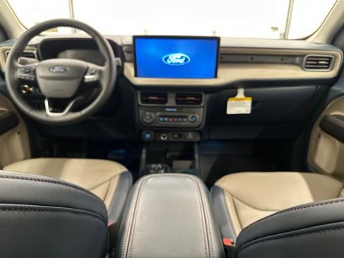 Used 2025 Ford Maverick Lariat w/ 4K Tow Package image 14