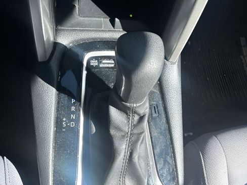 Used 2024 Toyota Corolla Cross AWD Hybrid w/ Moonroof Package image 25