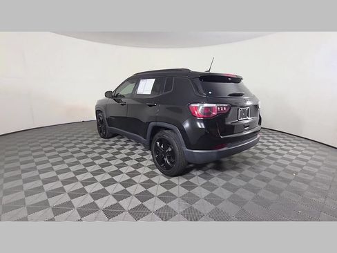 Used 2020 Jeep Compass Latitude FWD image 44