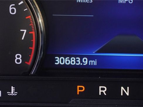 Used 2023 Ford Explorer ST-Line w/ Class IV Trailer Tow Package image 35