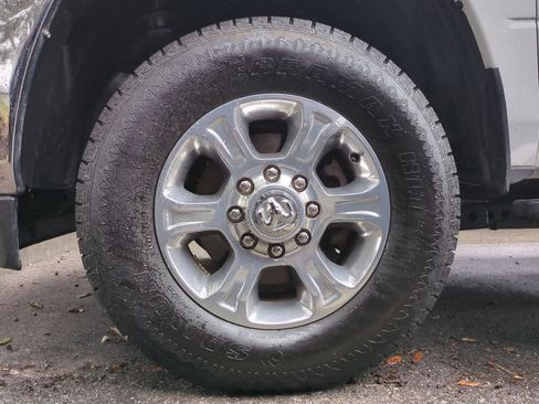 Used 2024 RAM 2500 Big Horn image 14