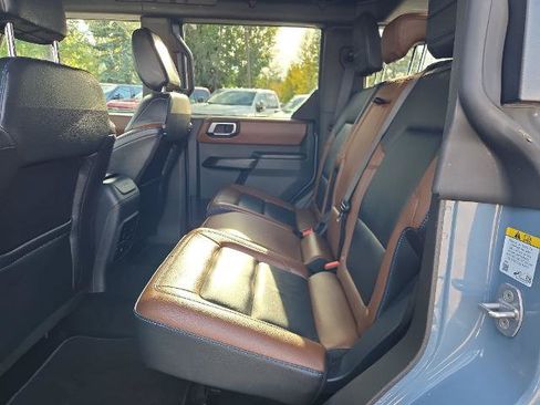 Certified 2024 Ford Bronco Outer Banks AWD/4WD image 16