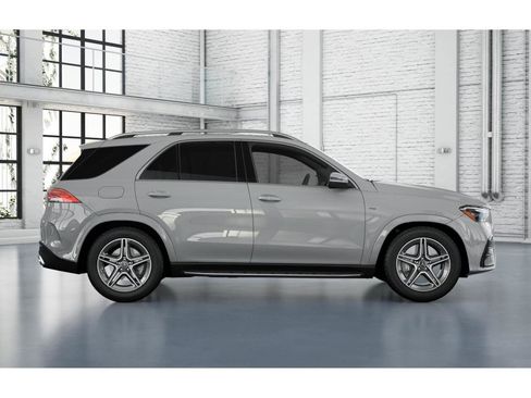 New 2026 Mercedes-Benz GLE 53 AMG 4MATIC image 2