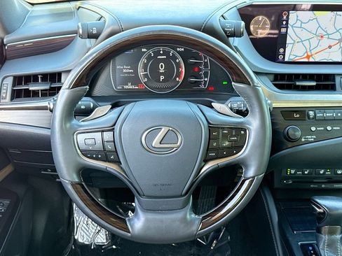 Used 2019 Lexus ES 350 w/ Accessory Package 2 FWD image 26