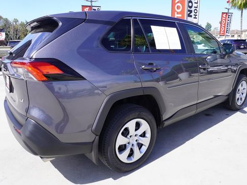 Certified 2022 Toyota RAV4 LE FWD image 7
