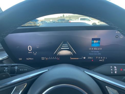 Used 2025 Buick Enclave Preferred image 17