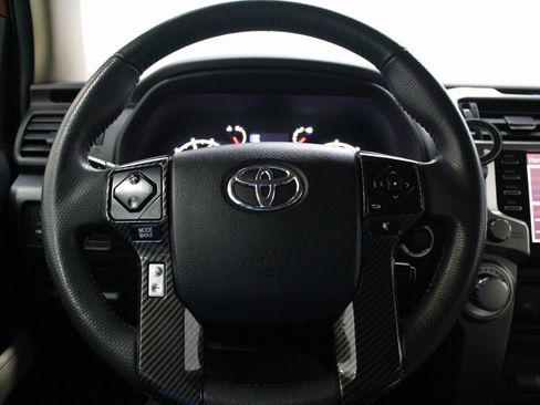 Used 2021 Toyota 4Runner SR5 Premium image 28