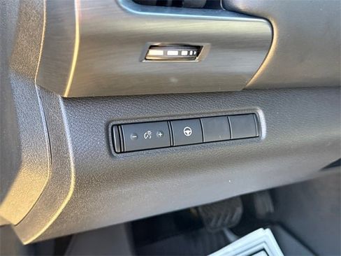 Certified 2024 Nissan Pathfinder Rock Creek image 22