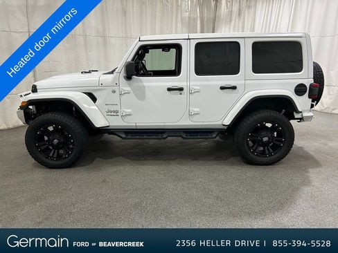 Used 2019 Jeep Wrangler Unlimited Sahara image 5