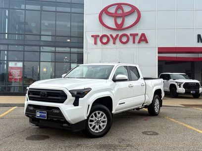 Used 2025 Toyota Tacoma SR5