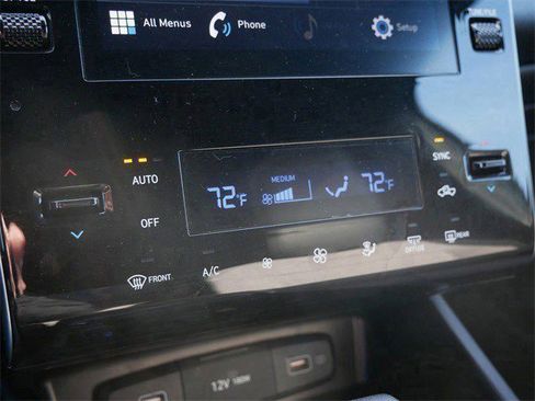 Used 2024 Hyundai Santa Cruz SEL image 21