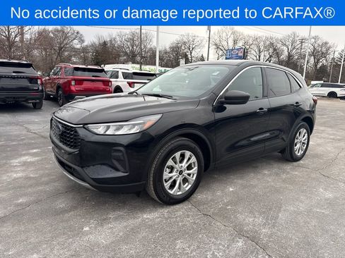 Used 2023 Ford Escape Active w/ Tech Pack #1 image 2