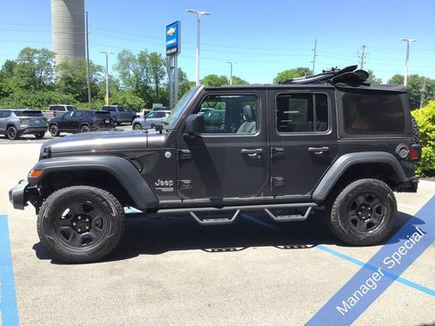 Used 2019 Jeep Wrangler Unlimited Sport AWD/4WD image 12