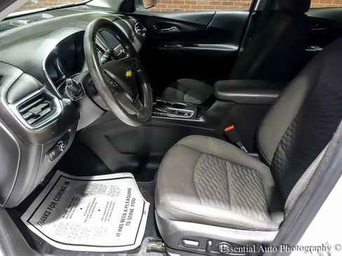 Used 2020 Chevrolet Equinox LT image 13