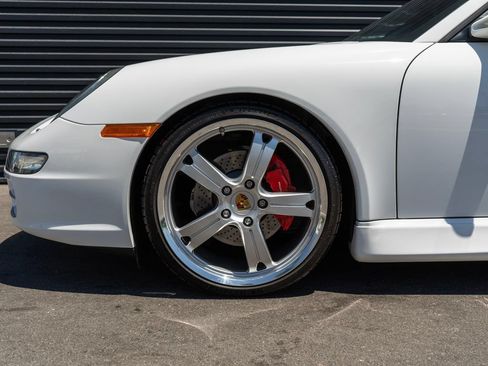 Used 2006 Porsche 911 Carrera S RWD image 12