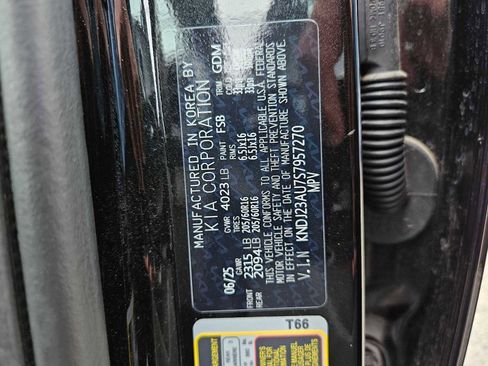 Certified 2025 Kia Soul LX FWD image 26
