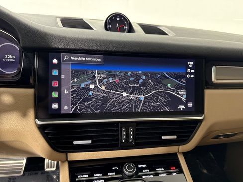 Certified 2023 Porsche Cayenne S Platinum w/ Premium Package Plus AWD/4WD image 27