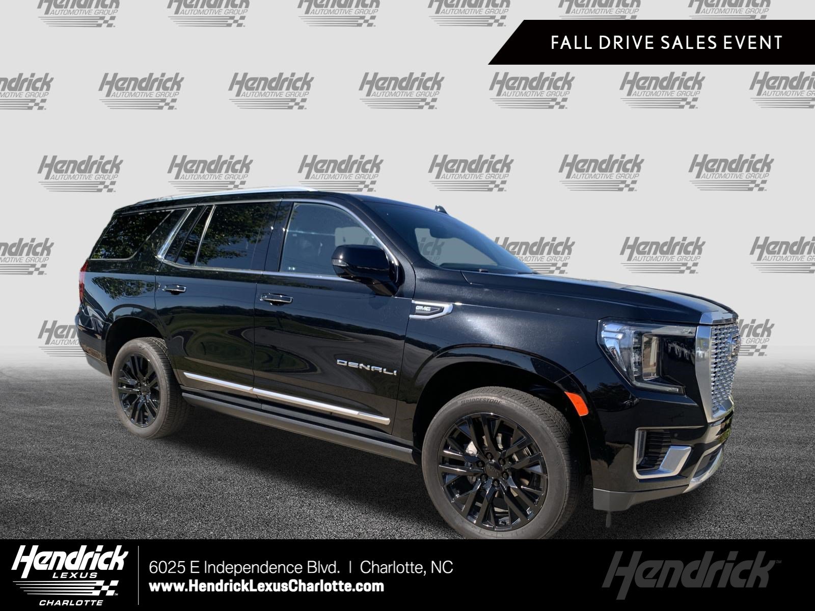 Used 2022 GMC Yukon Denali w/ Advanced Technology Package AWD/4WD image 1