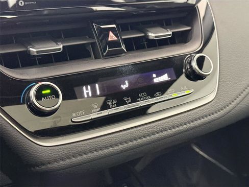 Certified 2021 Toyota Corolla XSE FWD image 25