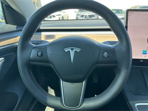 Used 2023 Tesla Model 3 Standard Range RWD image 22