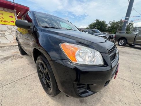 Used 2011 Toyota RAV4 2WD w/ Upgrade Value Pkg image 3