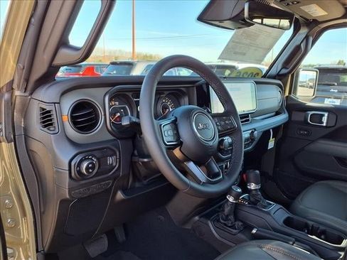 New 2026 Jeep Gladiator Mojave w/ Safety Group image 42