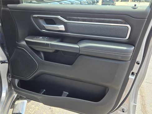 Used 2022 RAM 1500 Big Horn AWD/4WD image 7
