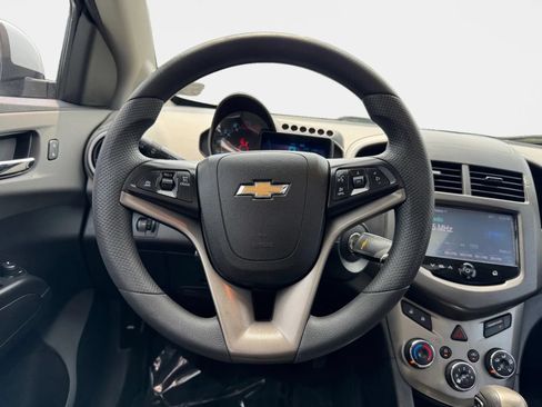 Used 2015 Chevrolet Sonic LT w/ Fun and Sun Package FWD image 14