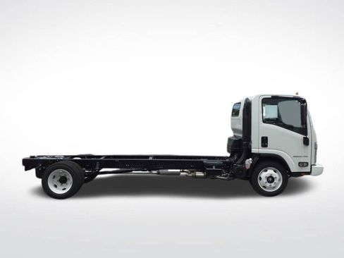 New 2025 Chevrolet Low Cab Forward RWD image 3