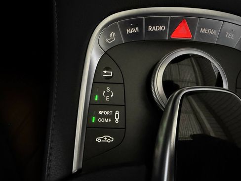 Used 2015 Mercedes-Benz S 550 4MATIC Sedan w/ Sport Package image 44