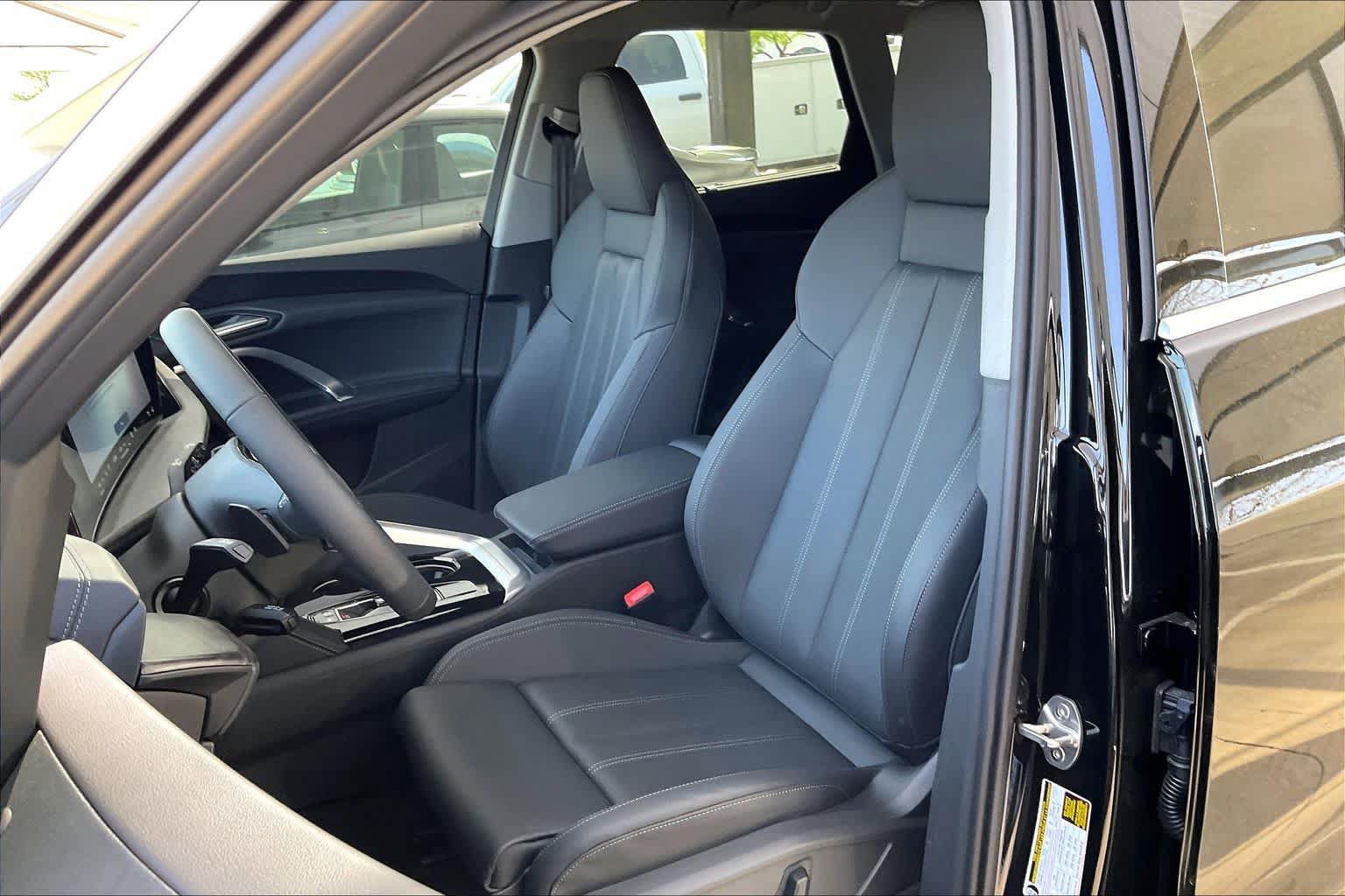 Used 2026 Audi Q5 Premium w/ Premium Plus AWD/4WD image 9