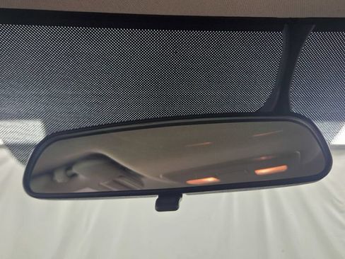 Used 2017 MAZDA MAZDA3 Sport FWD image 29