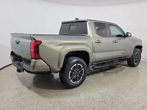 Used 2024 Toyota Tacoma TRD Sport w/ TRD Sport Upgrade Package RWD image 5